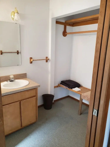 Tamarack 3 Bears Inn