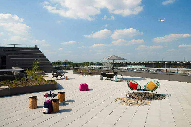 Moxy Cologne Bonn Airport photo 22