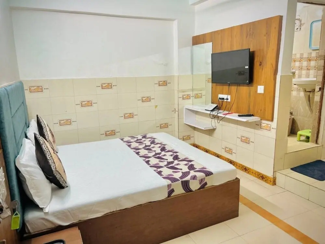 Hotel Ashadeep