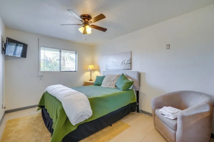 Private Pool & Patio! Home 8 Mi to Dtwn Phoenix