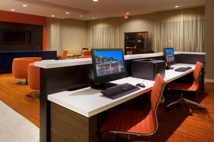 Courtyard By Marriott San Angelo