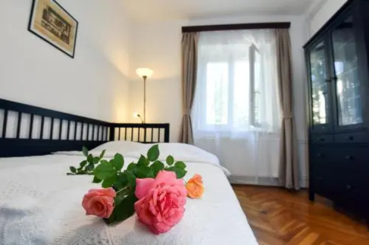 GrapeWine Guesthouse