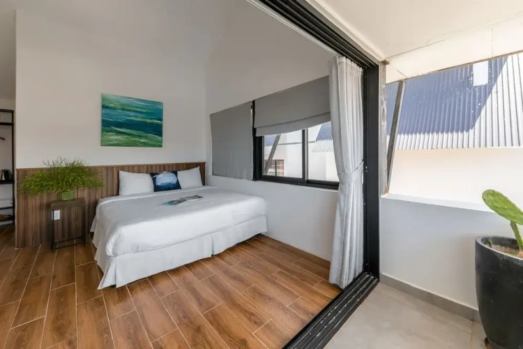 Deluxe Double room with balcony and with city view