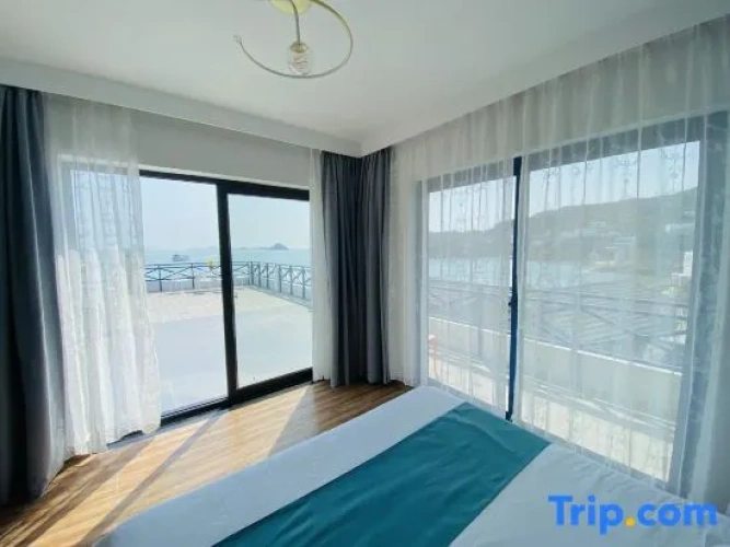 Standard room with sea view