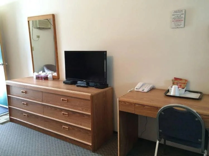 East Kootenay Motel
