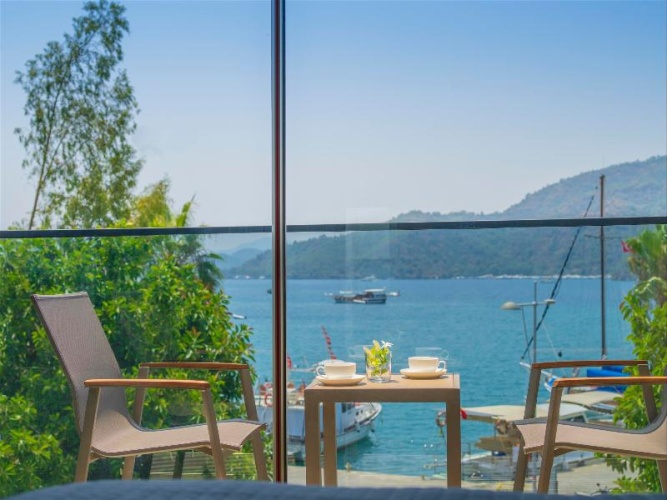 Deluxe Double room with balcony and with sea view