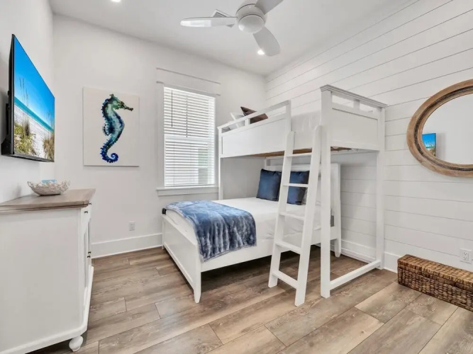 Casita Grayton
