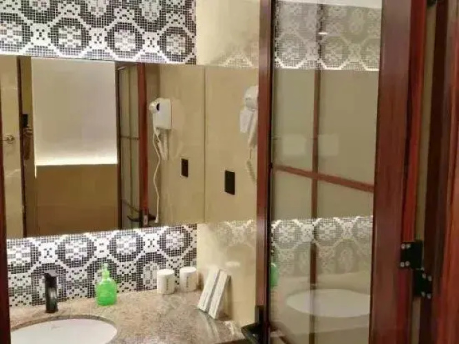 Yun Huan Apartment(惠州云桓客房)