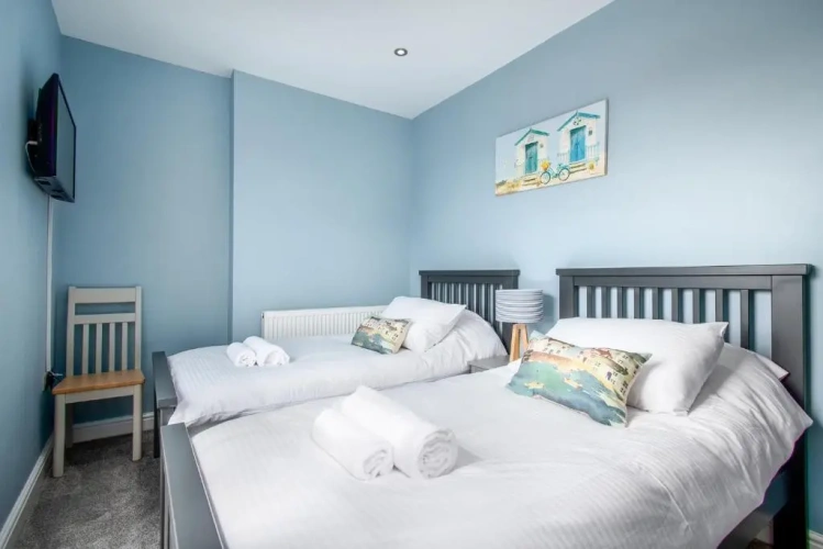 2 Bedrooms Double Apartment