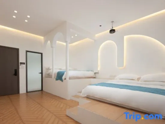 Deluxe Family room