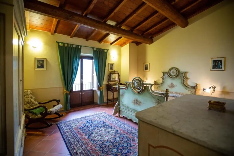 3 Bedrooms Apartment