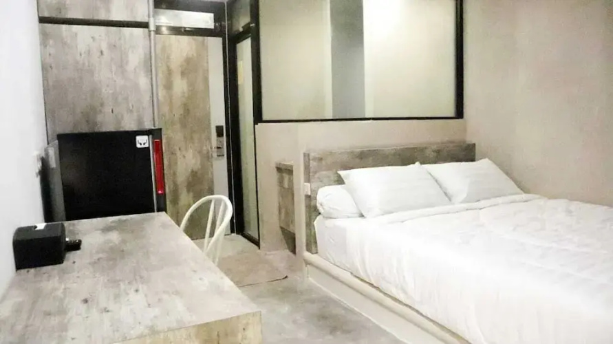 Djuragan Kamar Gunung Anyar