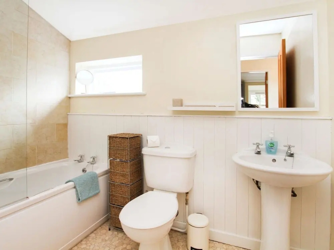 2 Gwydir Cottages