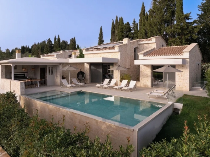 5 Bedrooms Deluxe Villa
