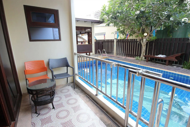 JJ Residence