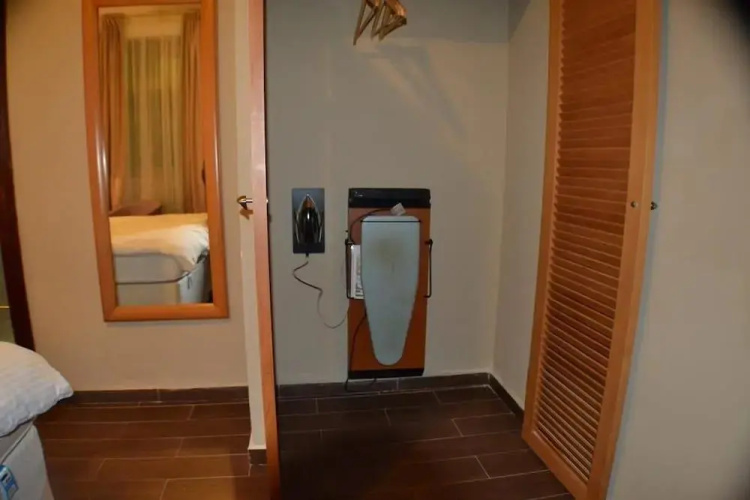 Fasil International Hotel