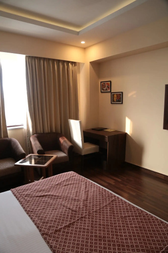 Hotel JSR Continental
