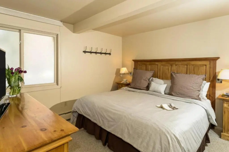 Standard Two Bedroom - Aspen Alps #106