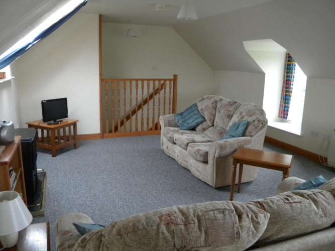 3 Bedrooms Cottage