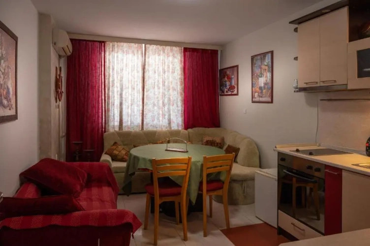 Apartment with balcony