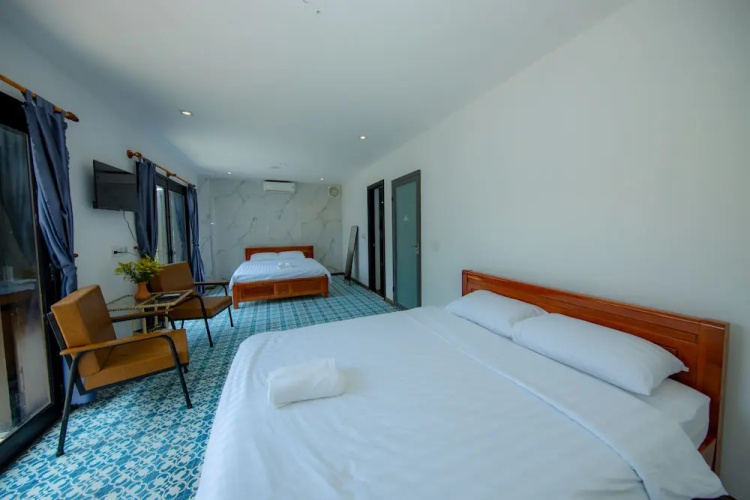 Azure Beach Hotel