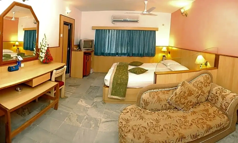 Standard Double room with view