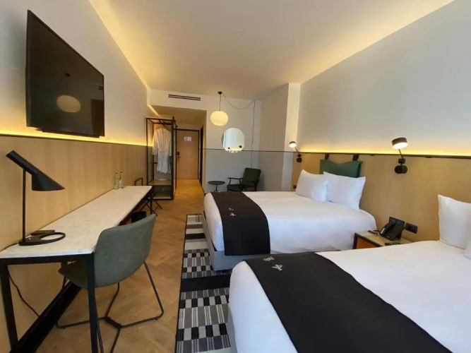 MET Hotel