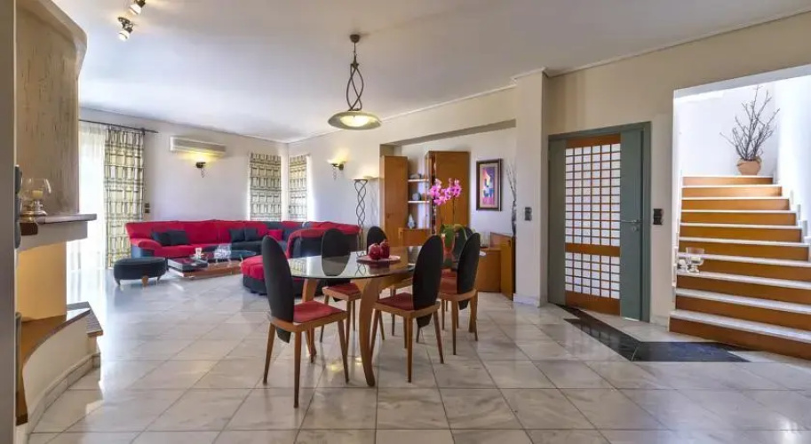 Villa Erato