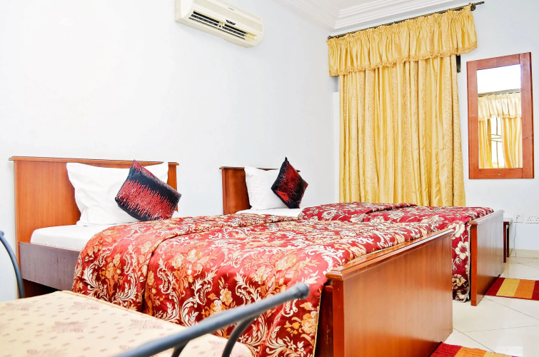 Bethel Heights Hotel