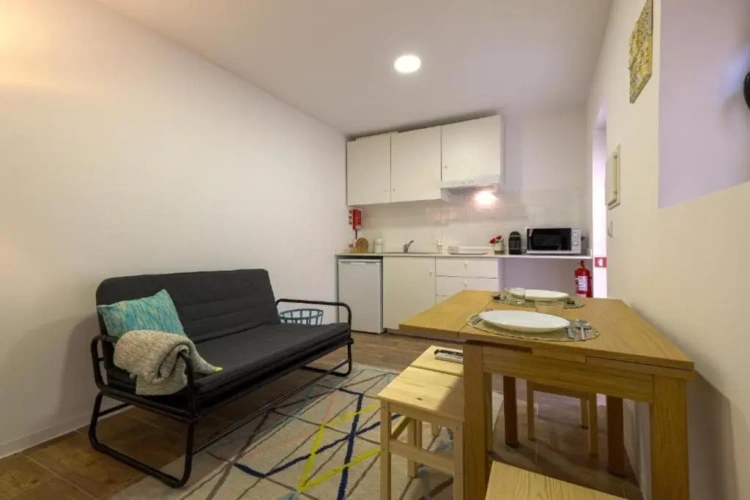1 Bedroom Apartment