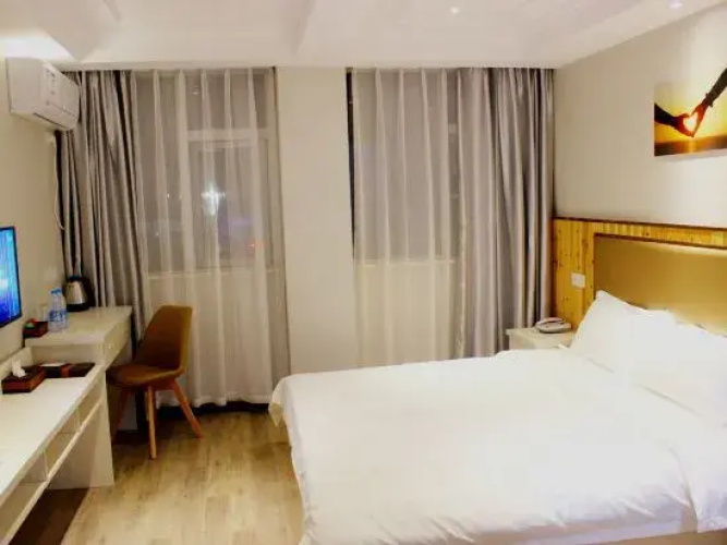 Danyang Donghua Express Hotel