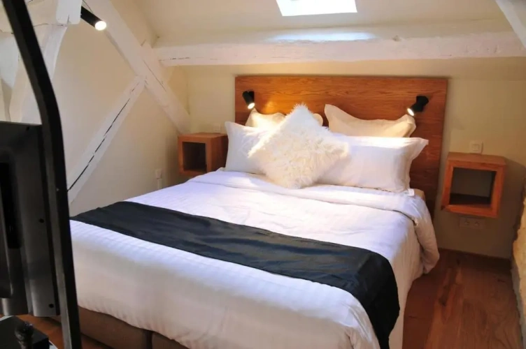 Standard Double room with view