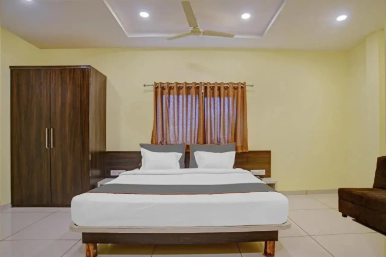 Collection O 80445 Kratagya Inn