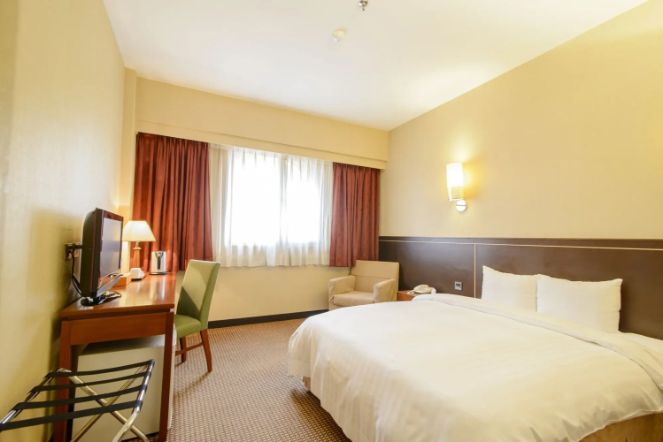 LA HOTEL Liuhe Fusing