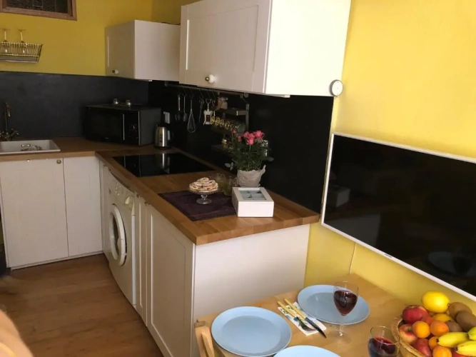 1 Bedroom Apartment
