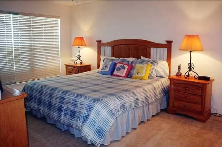 Seville 206 - 3 Br Condo