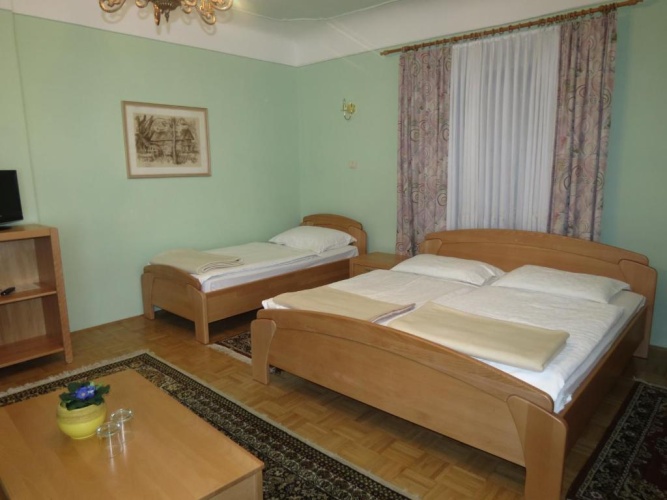 Standard Quadruple room