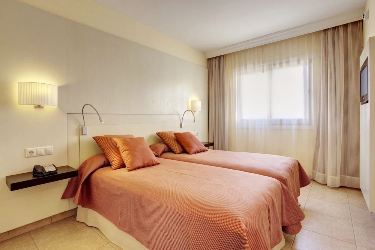 1 Bedroom Family Apartment with partial sea view