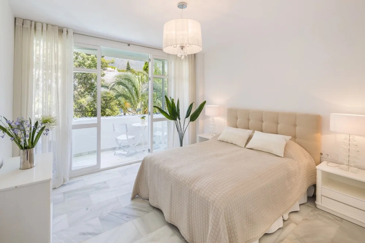 Marbella Real 2 bedroom seaside