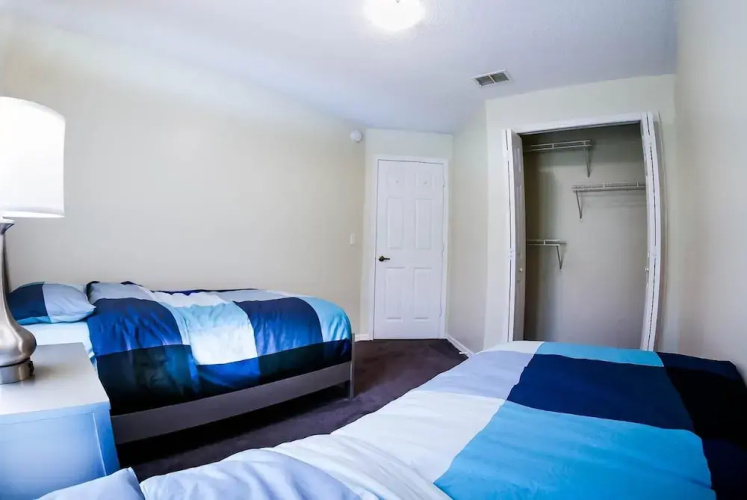 Beautiful 5/5 Bedroom Home!!!