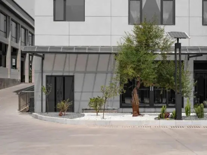 Shadian Hotel