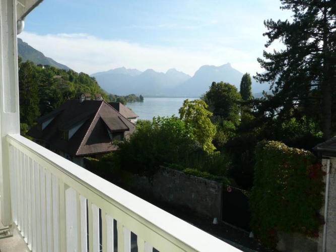 2 Bedrooms Duplex Apartment