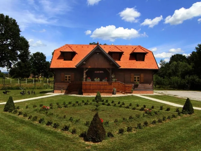 3 Bedrooms Comfort Cottage with view