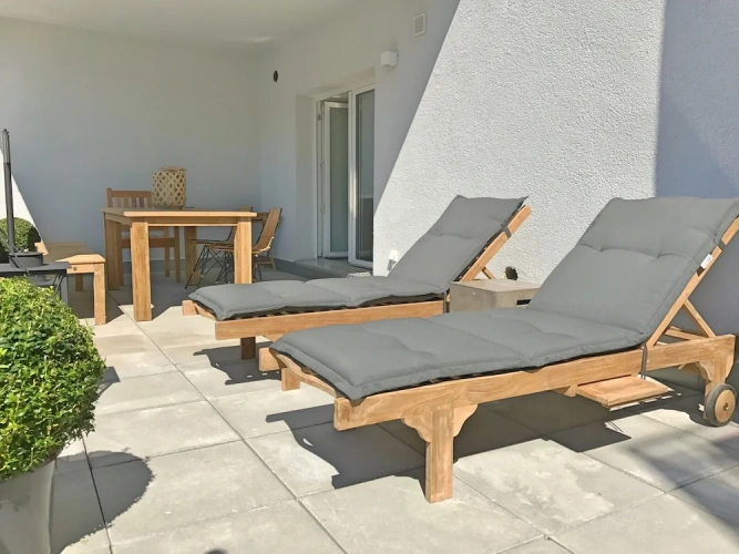 2 Bedrooms Classic Apartment with balcony