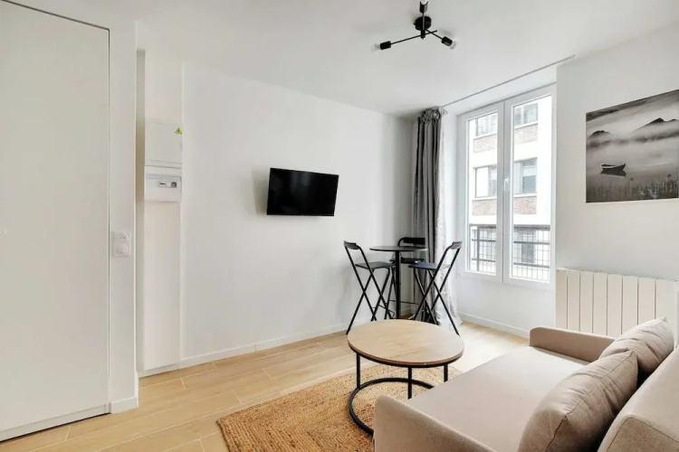 Modern Apartment in Hotel Residence