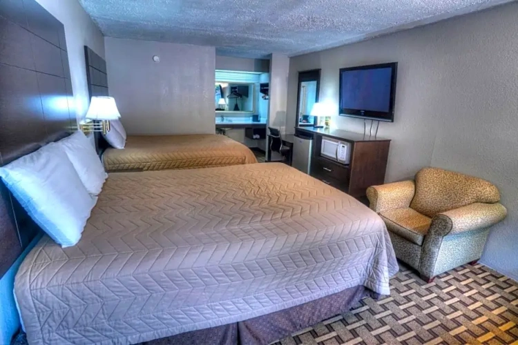 Standard Quadruple room