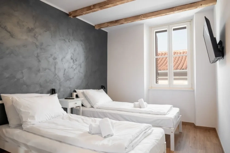 2 Bedrooms Standard Duplex room with city view