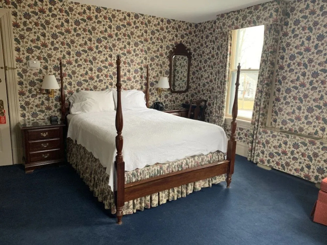 West Lane Inn