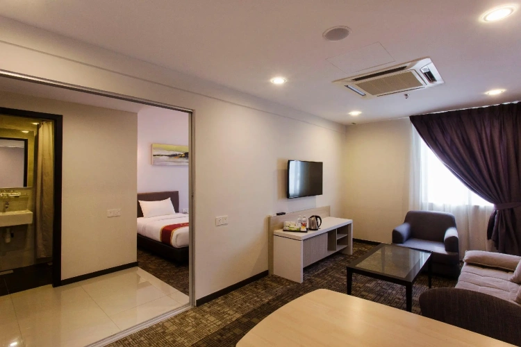 Twin Family Suite