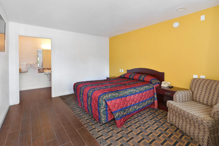 Budget Inn